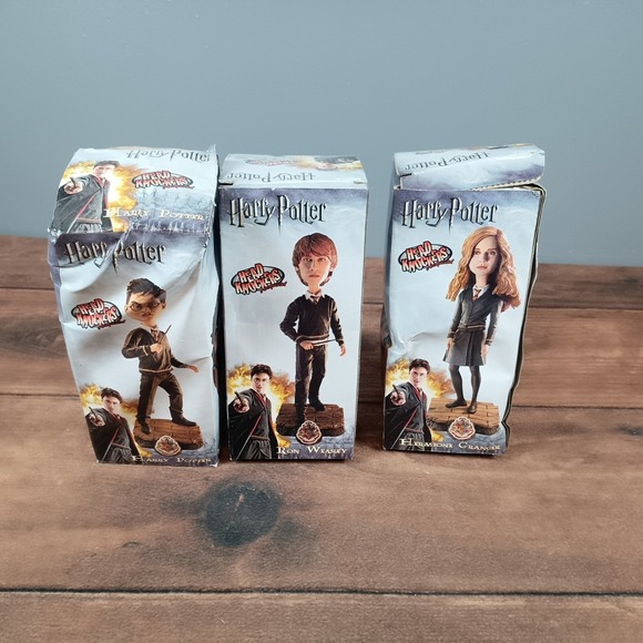 Neca Other - NECA Harry Potter Head Knocker Harry Potter Ron and Herminie Figure